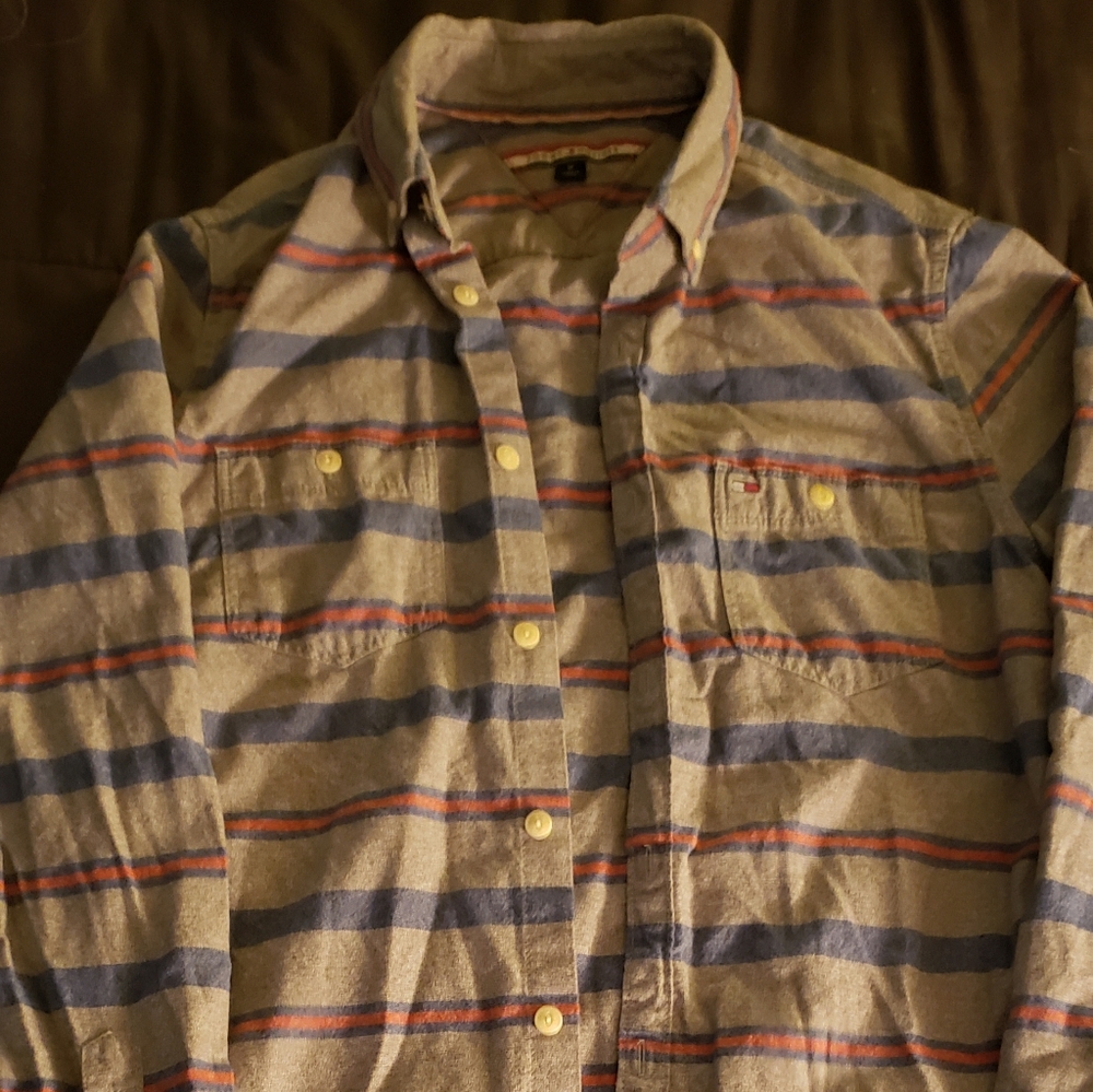 Tommy Hilfiger button up